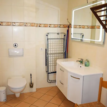 Schoene Im Zentrum Von Ruegen * Thesenvitz