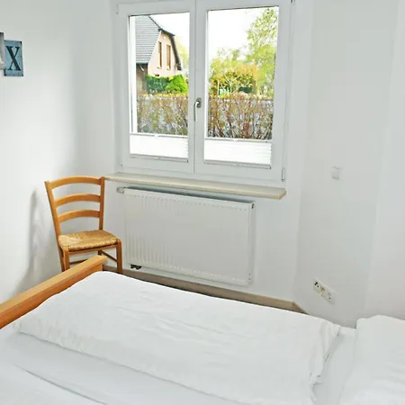 Schoene Im Zentrum Von Ruegen