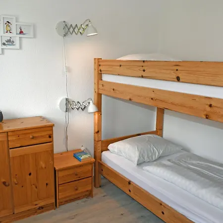 Schoene Im Zentrum Von Ruegen Apartamento