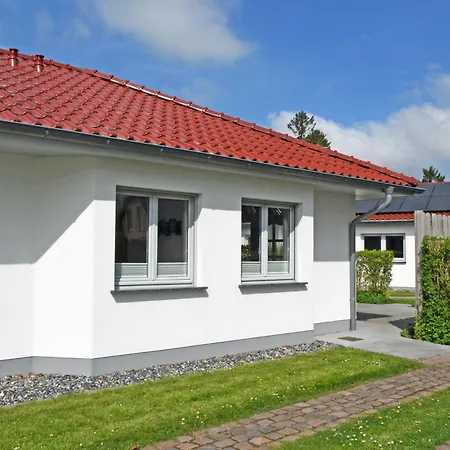 Schoene Im Zentrum Von Ruegen Apartmán Thesenvitz