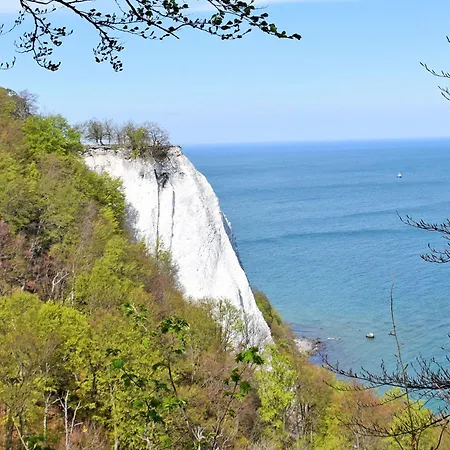 Schoene Im Zentrum Von Ruegen Apartmán *