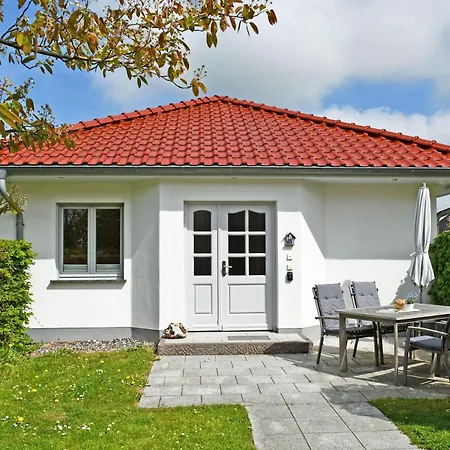 Schoene Im Zentrum Von Ruegen Apartmán Thesenvitz