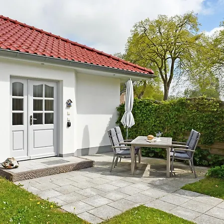 Apartamento Schoene Im Zentrum Von Ruegen Thesenvitz